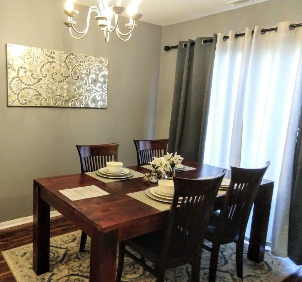 Delightful Townhome - Central Raleigh Location Extérieur photo